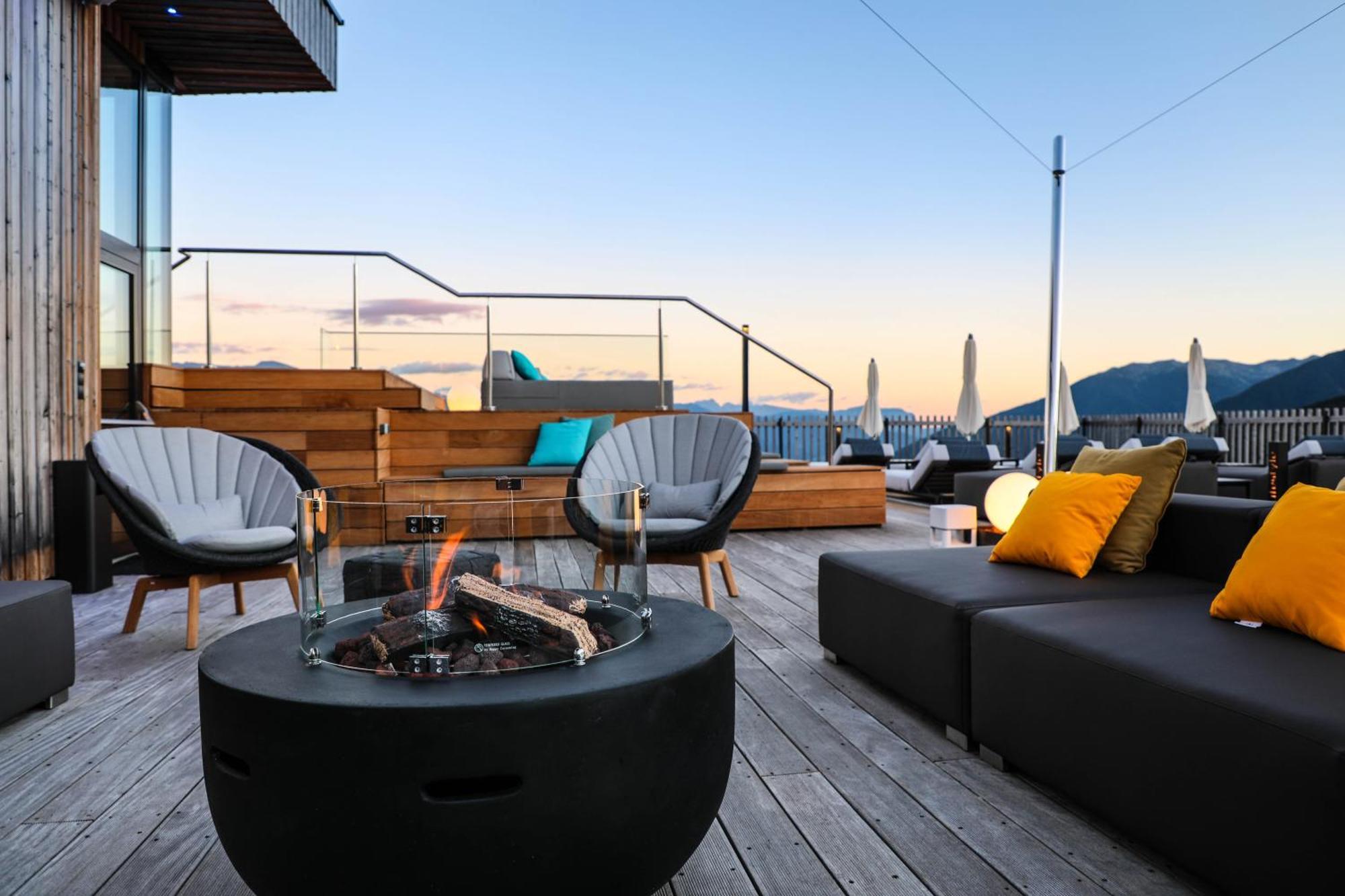 Hotel Ambet Meransen Exteriör bild