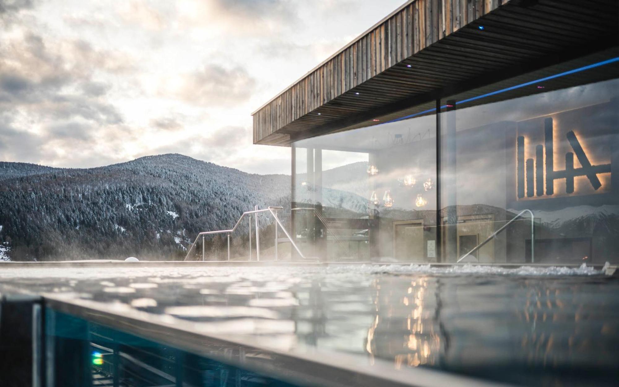 Hotel Ambet Meransen Exteriör bild